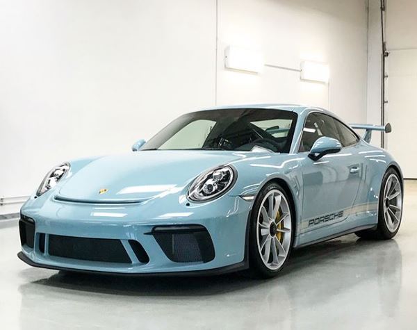 meissen-blue-2018-porsche-911-gt3-is-an-