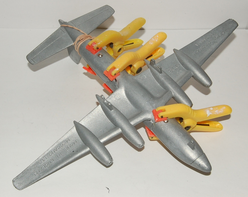 Dinky 998 Bristol Britannia - 14