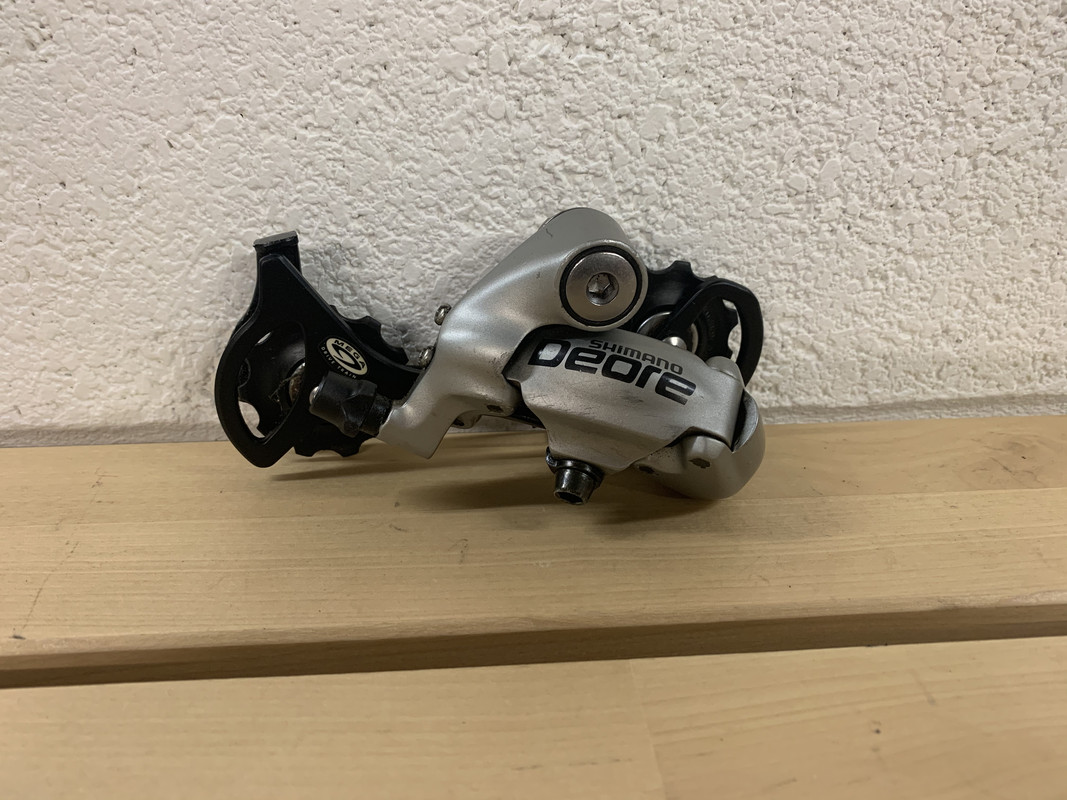 5FBBCC85-93AE-43E6-BD40-4275F231345C