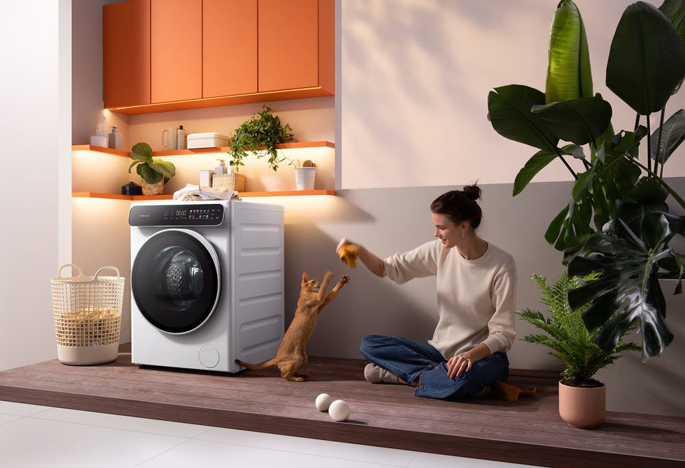 На российском рынке появилась весенняя новинка 2025 года - умная стиральная машина Roborock Zeo One