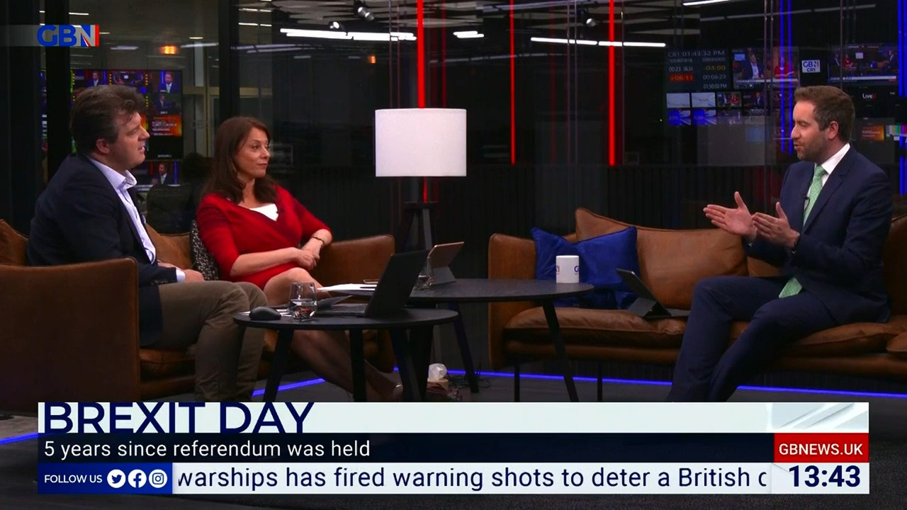 06.23 - 12.00.00 - DePiero & Halligan. What makes Britain tick. The n..._001.ts_snapshot_48.01.556