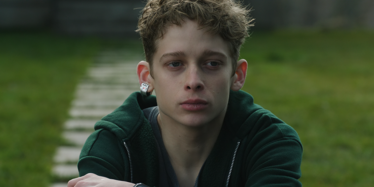 The.Institute.S01E05.Back.Half.2160p.10bit.AMZN.WEB-DL.DDP5.1.HEVC-Vyndros.mkv_snapshot_12.39_[2025.