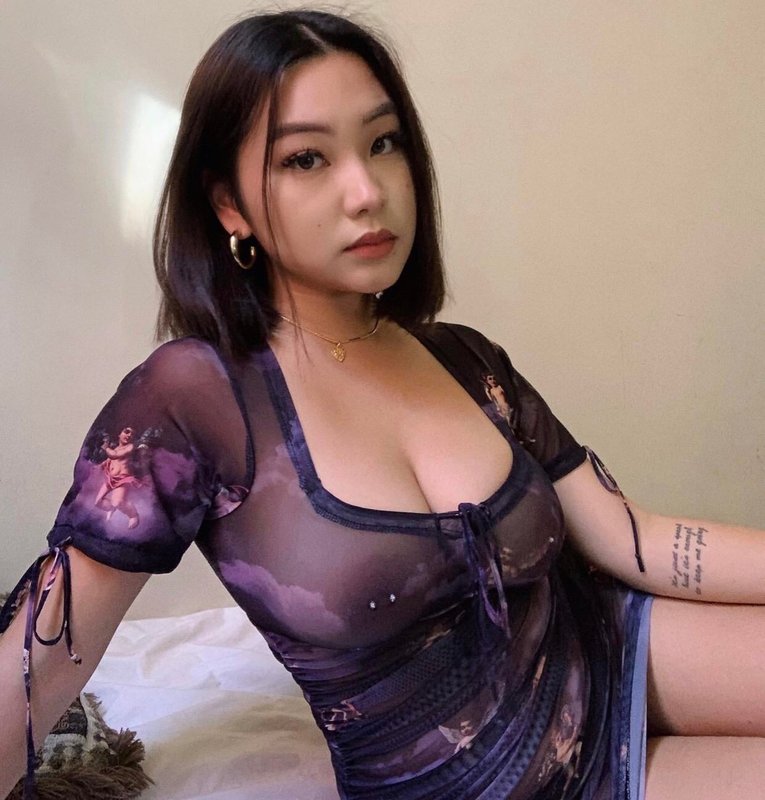 Beautiful Asian Babe Striping Show Hot Boobs Videos+Pics 2 IMG-1.jpg