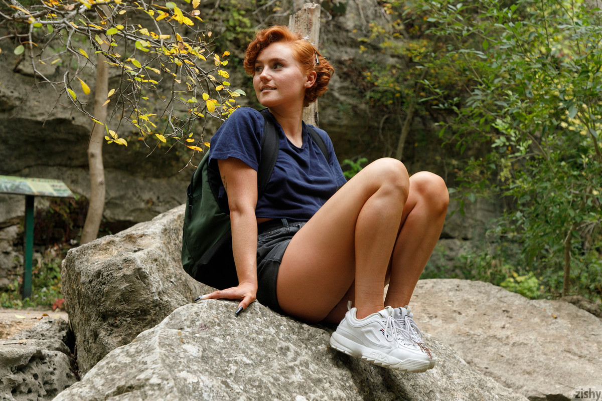 full_044_1050100627017637