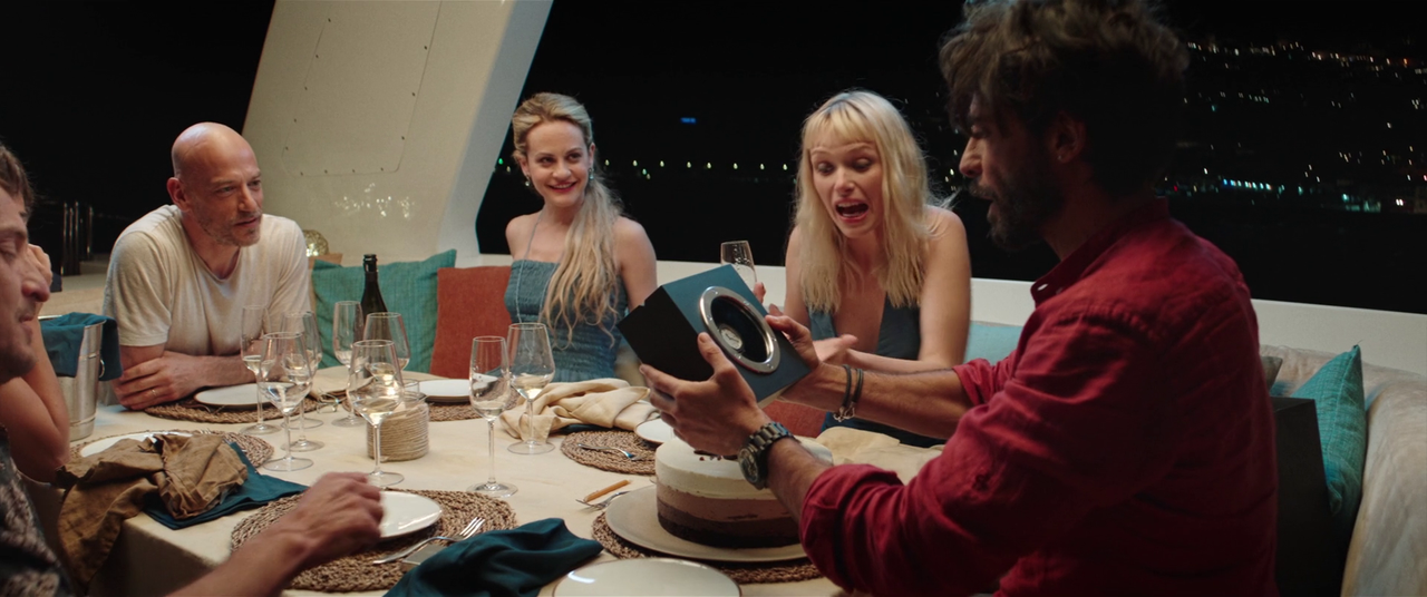 vlcsnap-2023-11-09-22h47m10s828