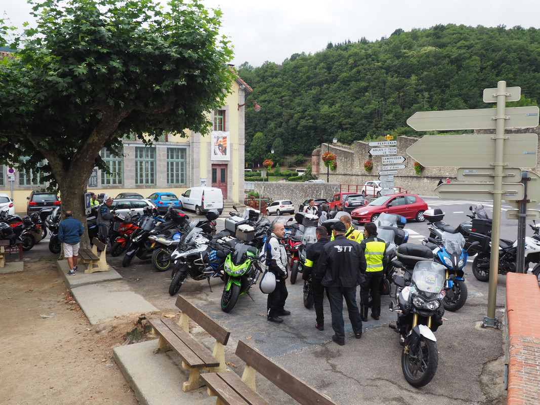 779570D8-E4AB-422A-A1F8-BE564C5CCEF6