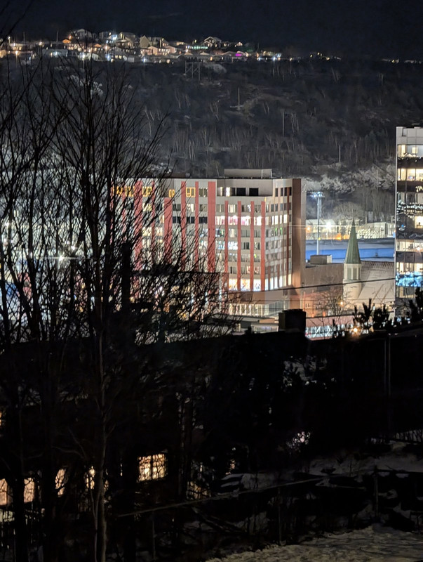 PXL_20250115_223201172.NIGHT~2