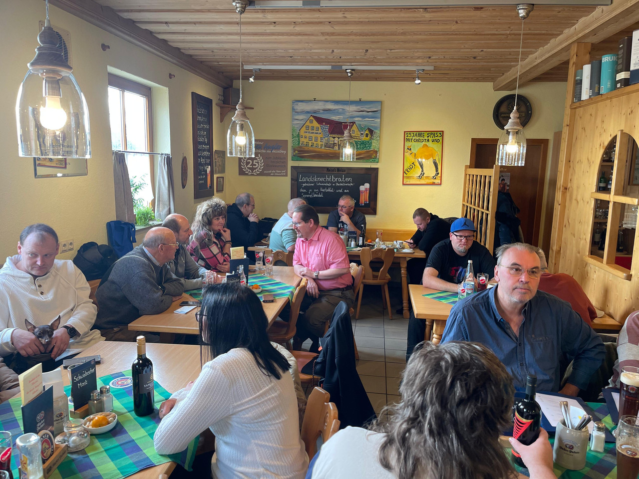 f1a2341e be54 4d4b a4af aed458d612ee