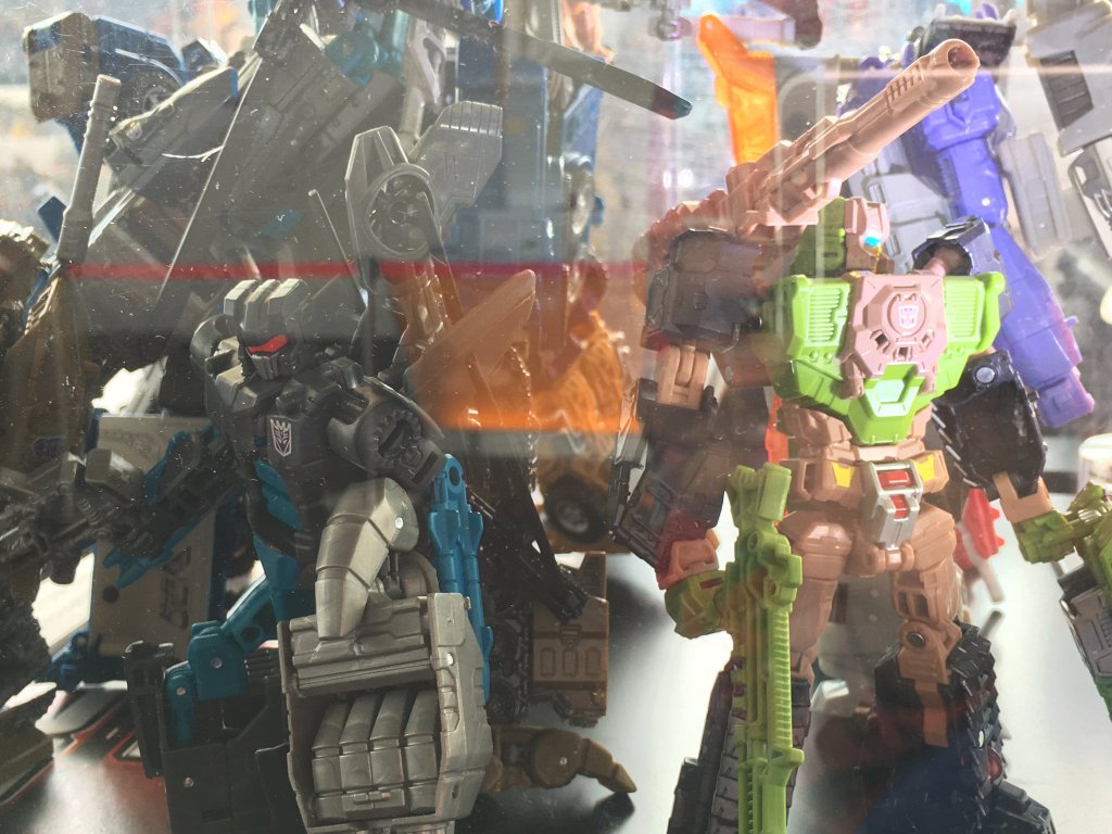 Takara-Legends-Display-11