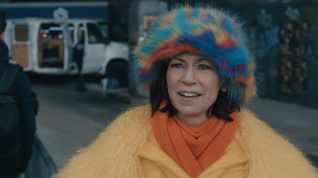 Elsbeth.S02E19.I’ve.Got.a.Little.List.2160p.10bit.AMZN.WEB-DL.DDP5.1.HEVC-Vyndros.mkv_snapshot_11.55