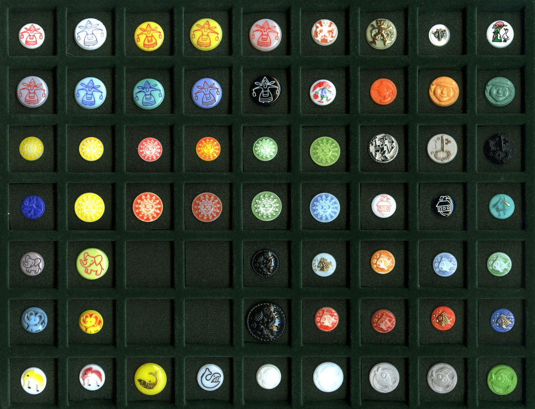 Пуговицы СССР. Звери. стекло. 3.