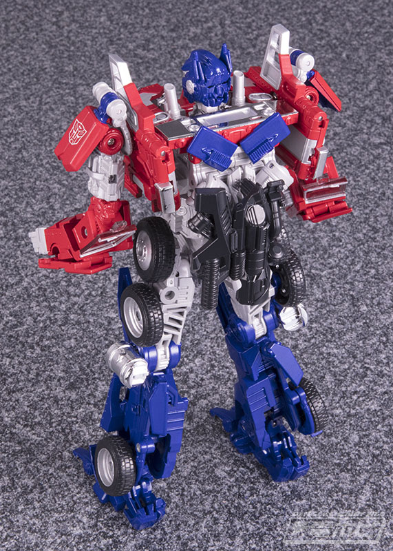 07-Bumblebee-The-Movie-Optimus-Prime-Toy