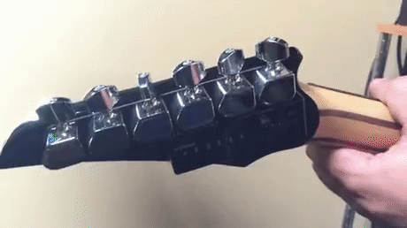 https://i.postimg.cc/tCgSd18g/8.gif