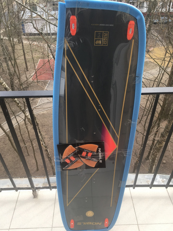 F60DA532-5880-4A2E-8B74-44BE11359103