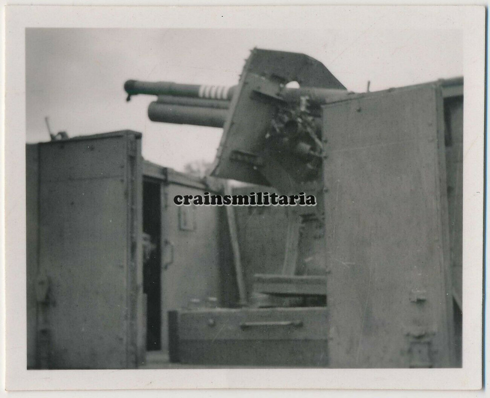 Orig. Foto deutsche Eisenbahn PANZERZUG m. Flak Geschütz mit Bil