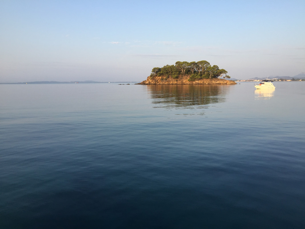 F9040C15-928B-42B9-9D9F-62C43BCA91DD