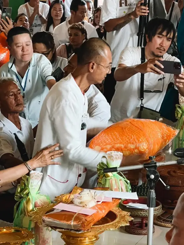 4zwo-JMza-Ty-AIJOvkh-En-F