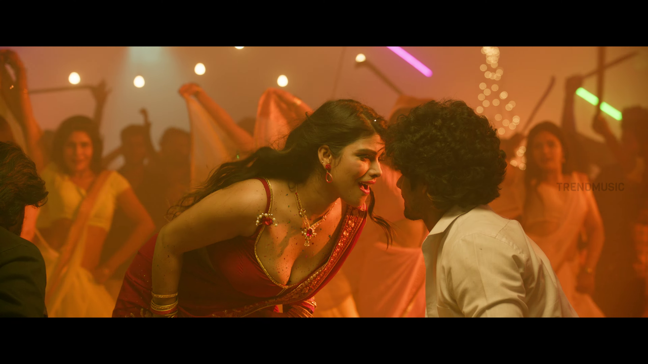 vlcsnap 2025 11 25 23h33m26s284