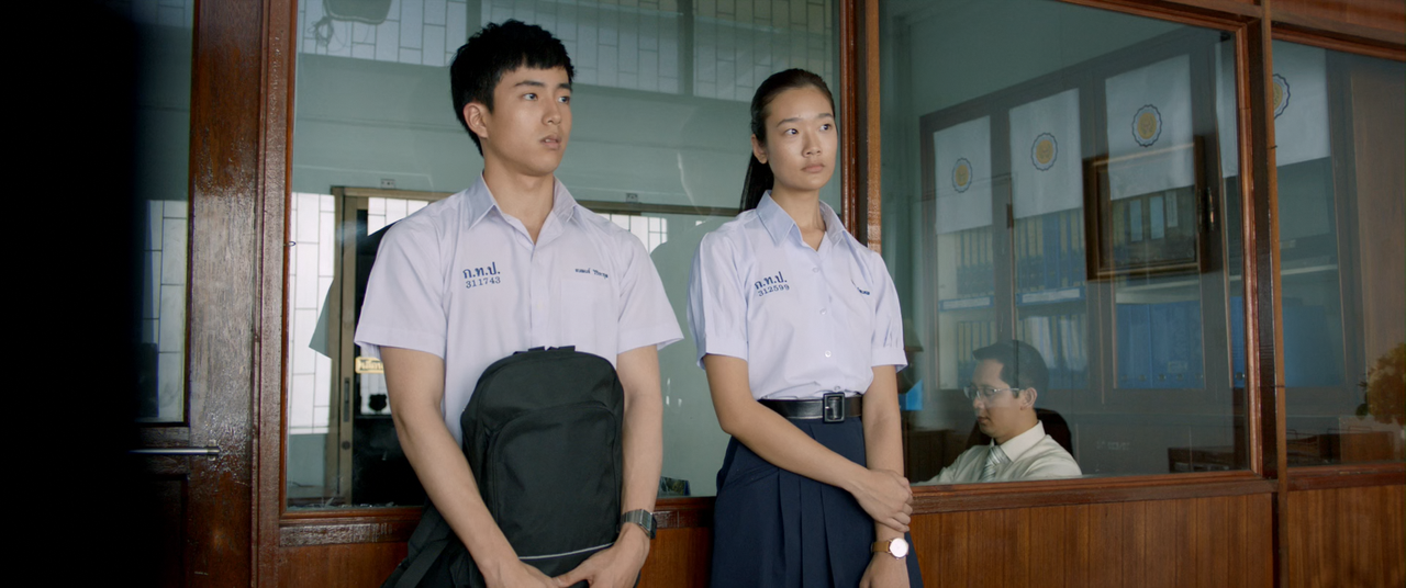 Bad Genius a.k.a Chalard Games Goeng (2017) (1080p AV1 Opus) [NeoNyx343] - [00:26:59.292]v1