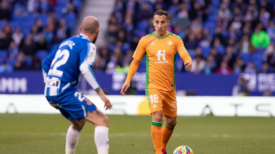 Andrés Guardado cumple 300 partidos en la Liga con derrota ante el Espanyol de Montes