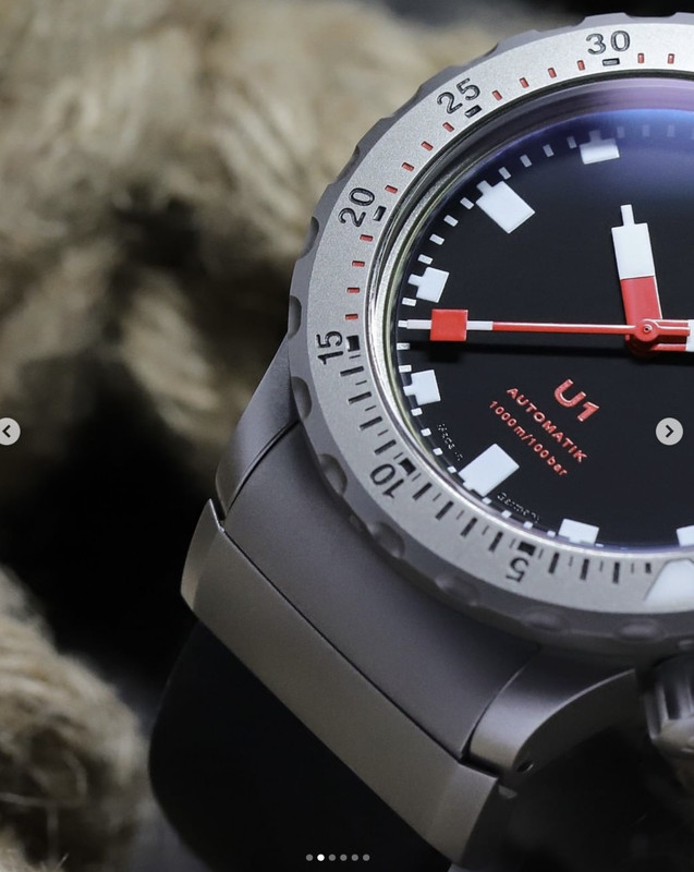 E5798DC7-FB25-4E10-BD51-568C8760B685