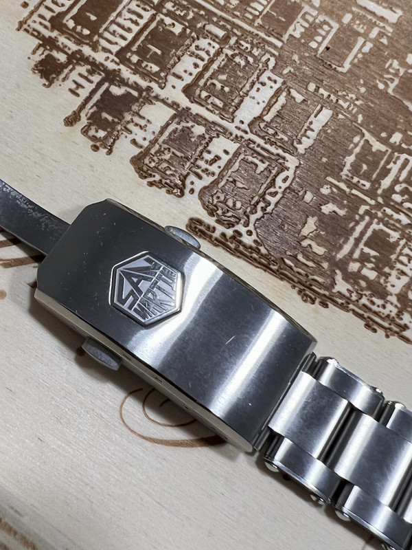 5DAED772-8FA6-4580-B6DA-CA1A481F06A8