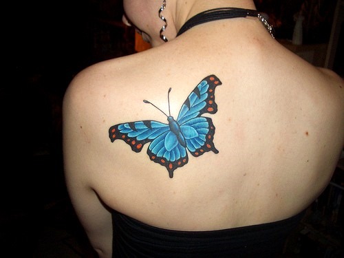 Татуировки на плече для девушек маленькие, круглые, надписи, узоры, птицы, животные, насекомые.