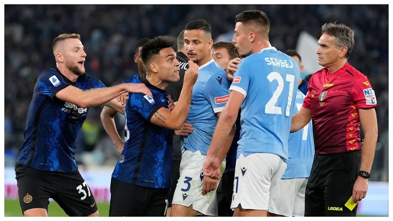 Lazio-Inter: l'anticipo di Serie A finisce 3-1, partita turbolenta