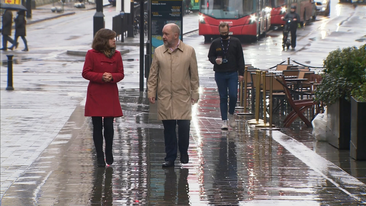 ITV News London_20211229_18401900.ts_snapshot_07.44.599