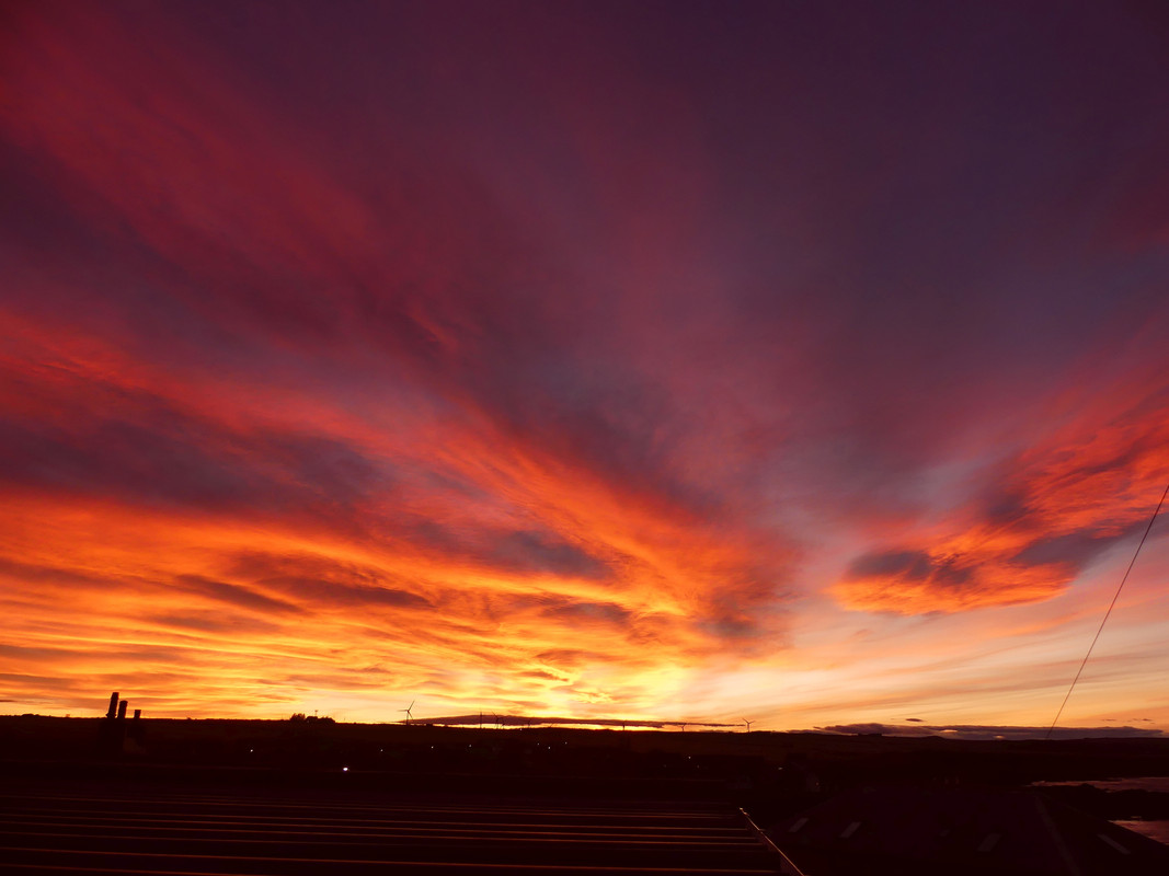SUNSET 5