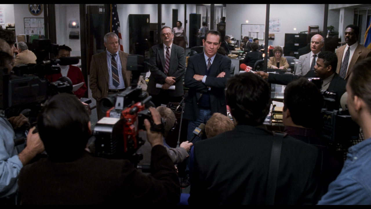 00800.mpls_snapshot_01.24.39_[2023.11.27_20.47.49]