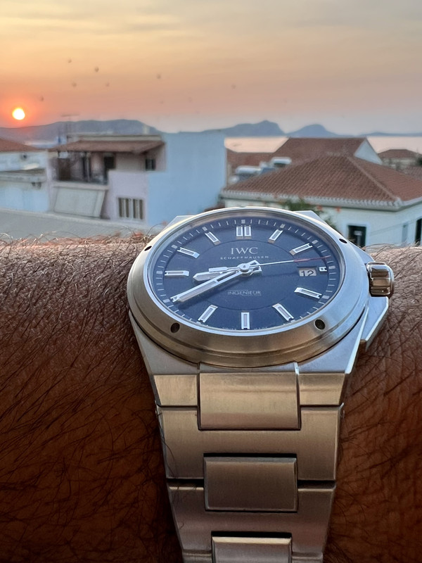 861DD882-BF46-4815-946D-F0F3CF2EE4A0