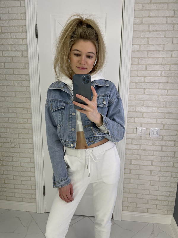 0F34E1F1-1AB6-4D23-8A03-4816BBC4F463