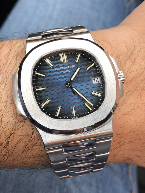 81C02FED-B6F8-4B62-A281-DE2AFF3FB2B1