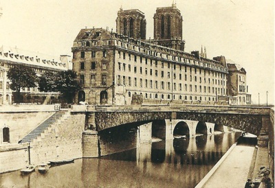 Cathedrals and lesser places Notre-dame-1