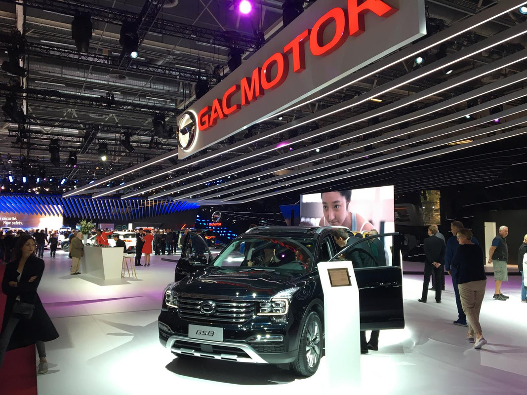 EE01B9A3-2D06-4C46-8BEE-594E0C4DC316