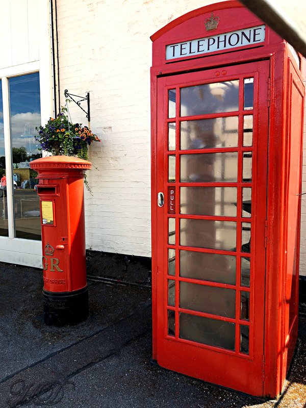 Phone-box-post-box-HD.jpg