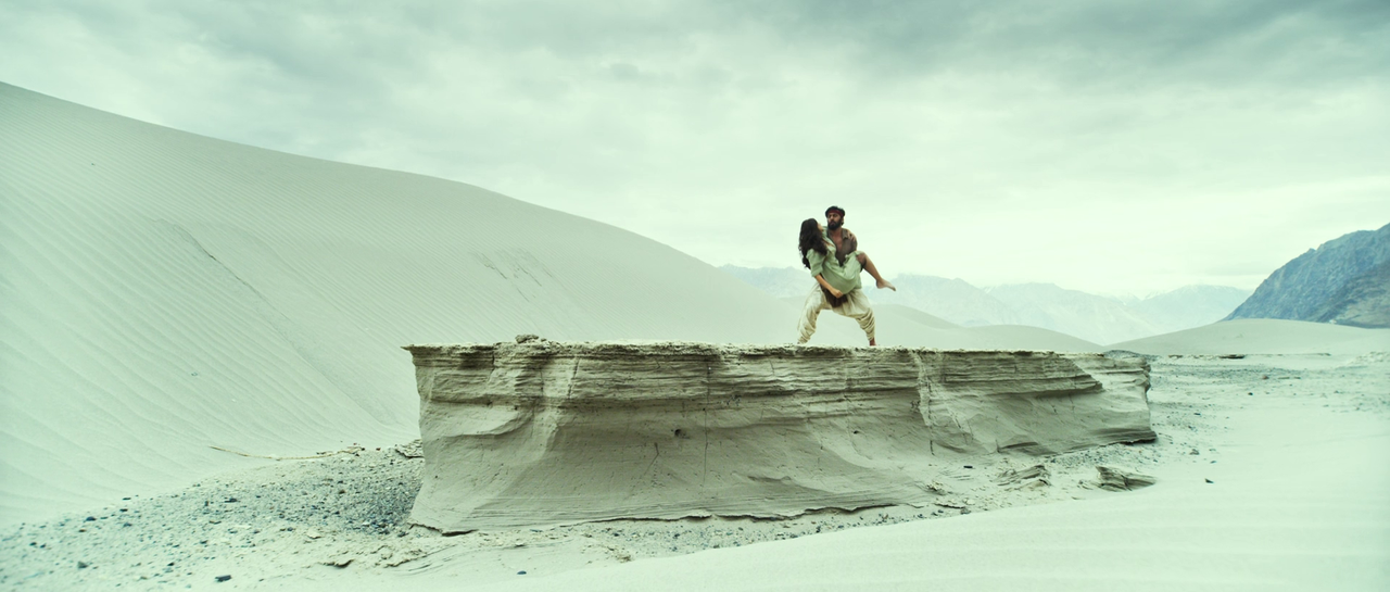 vlcsnap-2022-08-19-15h47m05s345