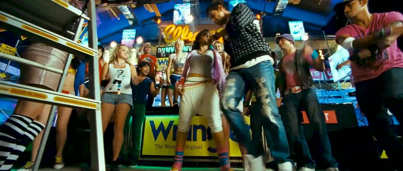 vlcsnap-2020-08-09-18h39m00s945