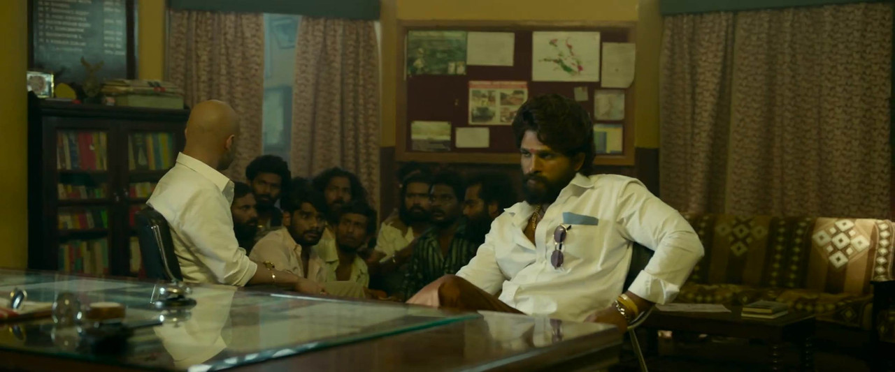 Pushpa: The Rise 2021 WebRip [Hindi] 480p, 720p, 1080p ESub Screenshot