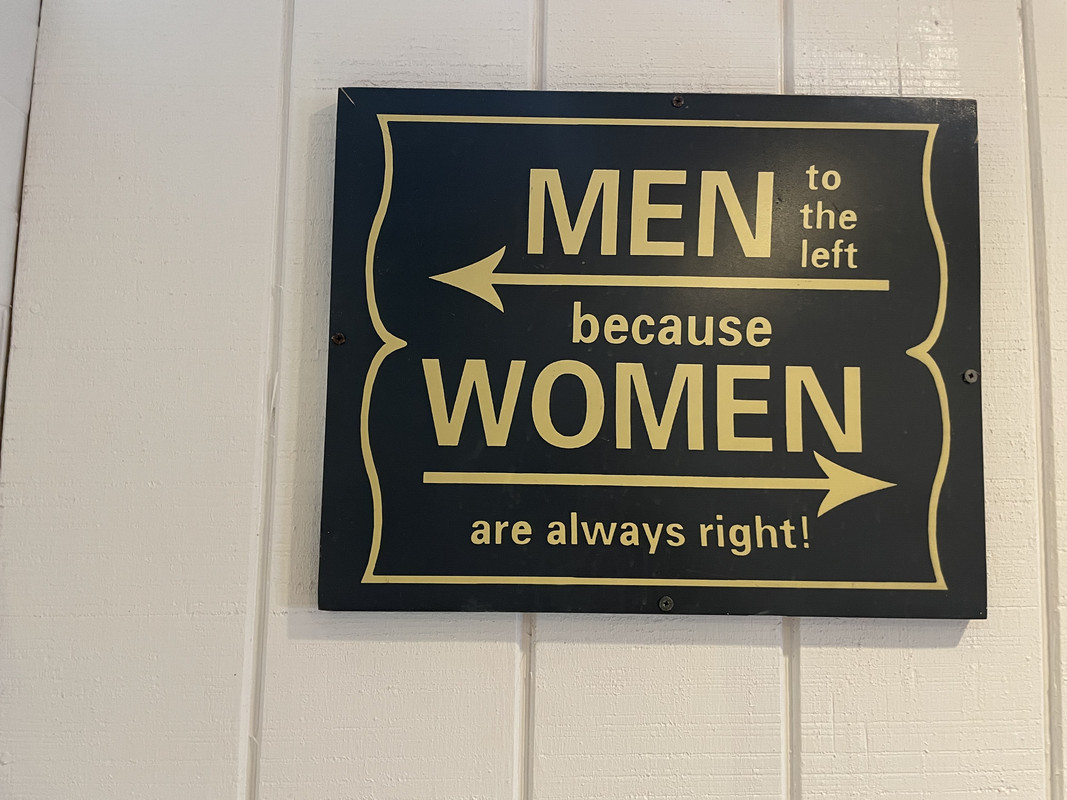 E1E41152-1395-43C3-9289-E9BCE7FBC9DA