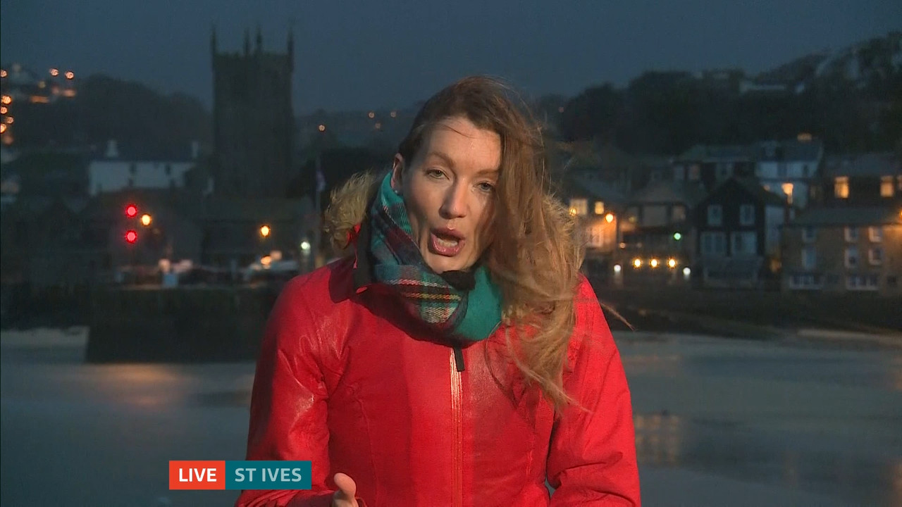 02.19 - 18.00.00 - ITV News West Country. News for Devon, Cornwall, S....ts_snapshot_06.58.865