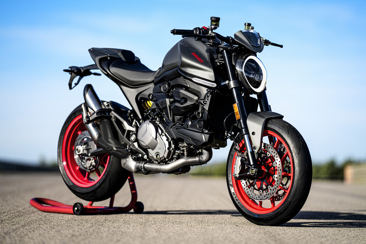 Ducati monster чертеж