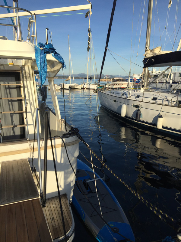 E4E9122F-BD5E-4308-BFF4-ABEF08D73F54