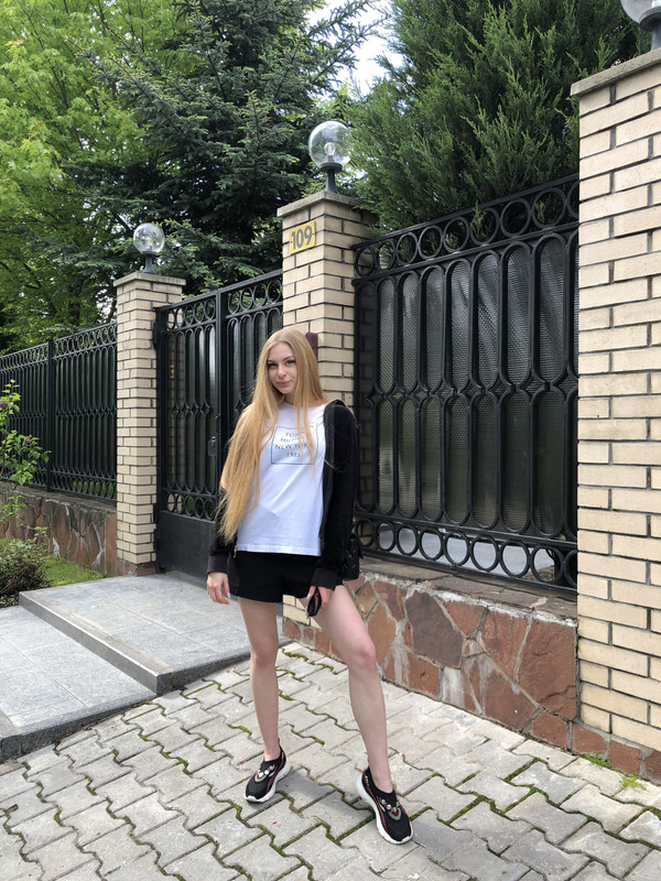 37BA7C30-918B-4E6D-A947-587D14BCDA7B