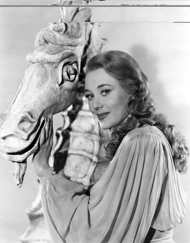 glynis_johns_a05