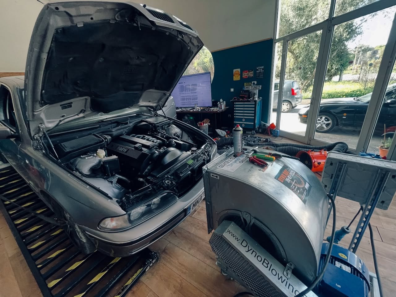 BMW E39 ECU tuning session