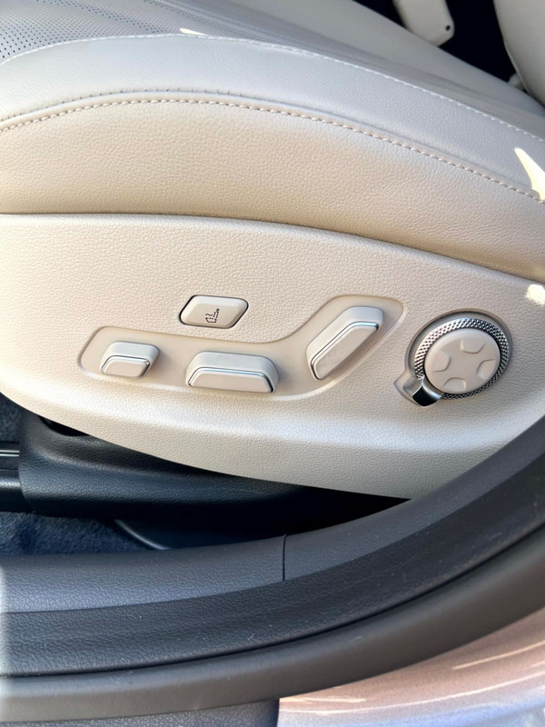 Vehicle thumbnail 21