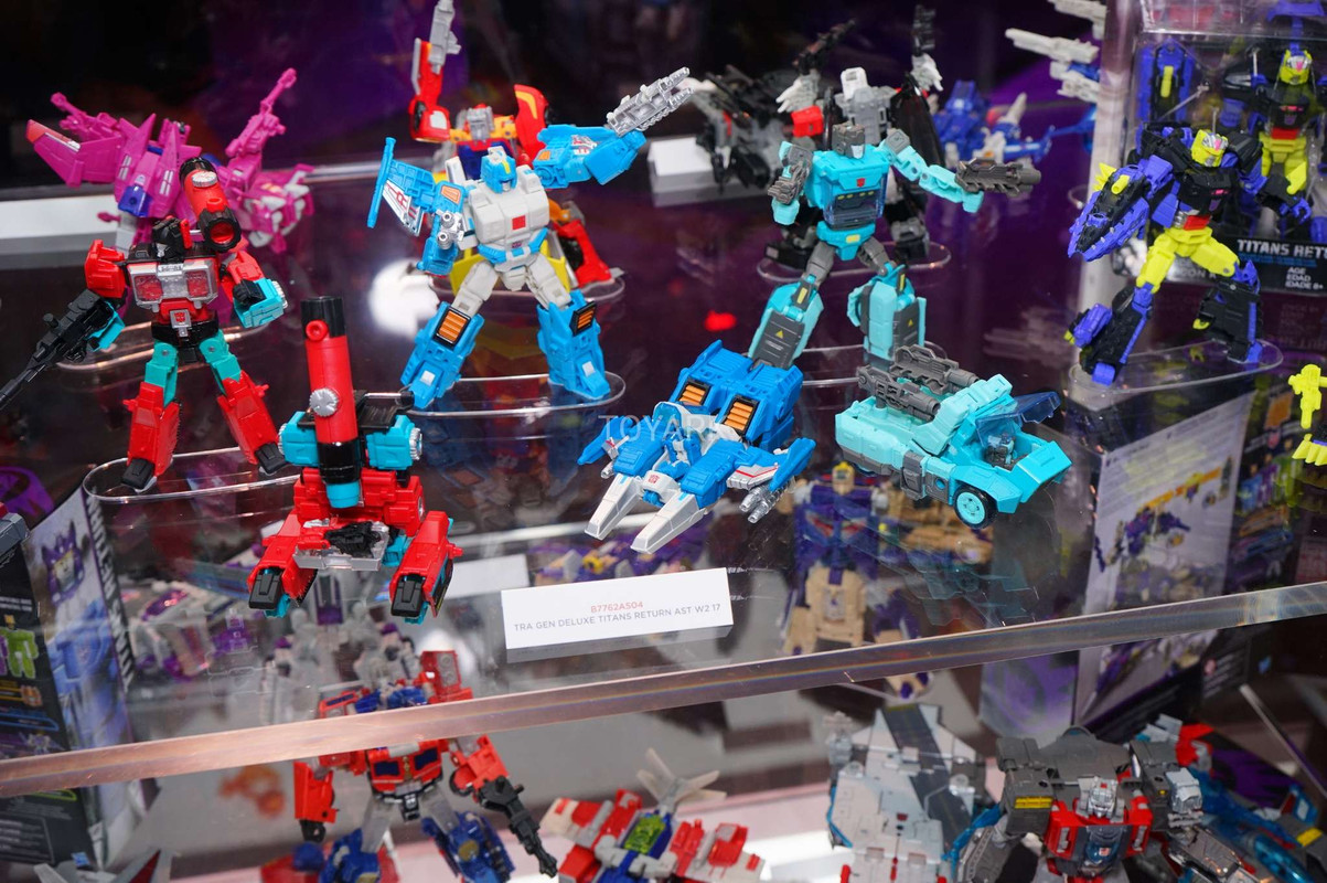 SDCC-2017-Hasbro-Transformers-050