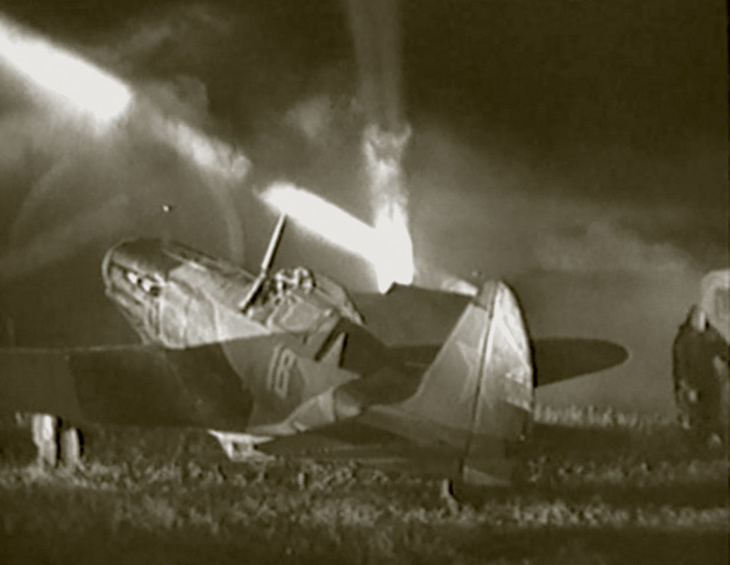 Mikoyan-Gurevich-MiG-3-631IAP-Red-18-at-Kuibyshev-Front-1942-01